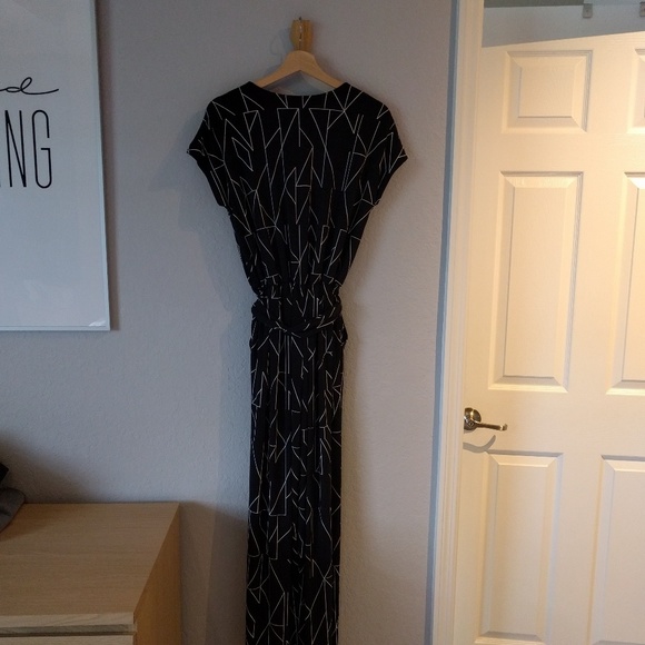 Alfani Black Block Pattern Sleeveless Jumpsuits with Belt - Picture 4 of 5